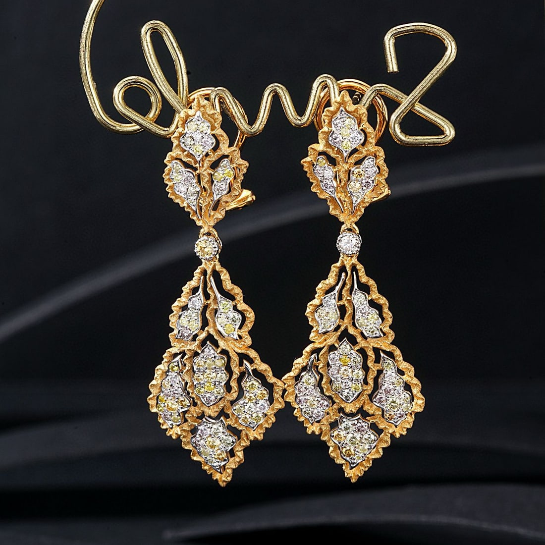 14k Gold 0.95 Ct Natural Color Diamond Earrings: Ref:230986003 // gold content:14k gold // main gemstone:diamond // shape:round // carat weight:0. 95ct // clarity grade:vs-si // color:color // treatment:natural // cut grade:g // Condition: New Low E
