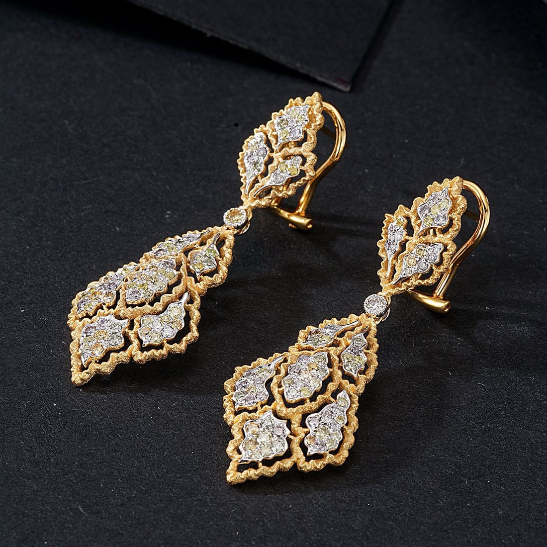 14k Gold 0.95 Ct Natural Color Diamond Earrings - 3