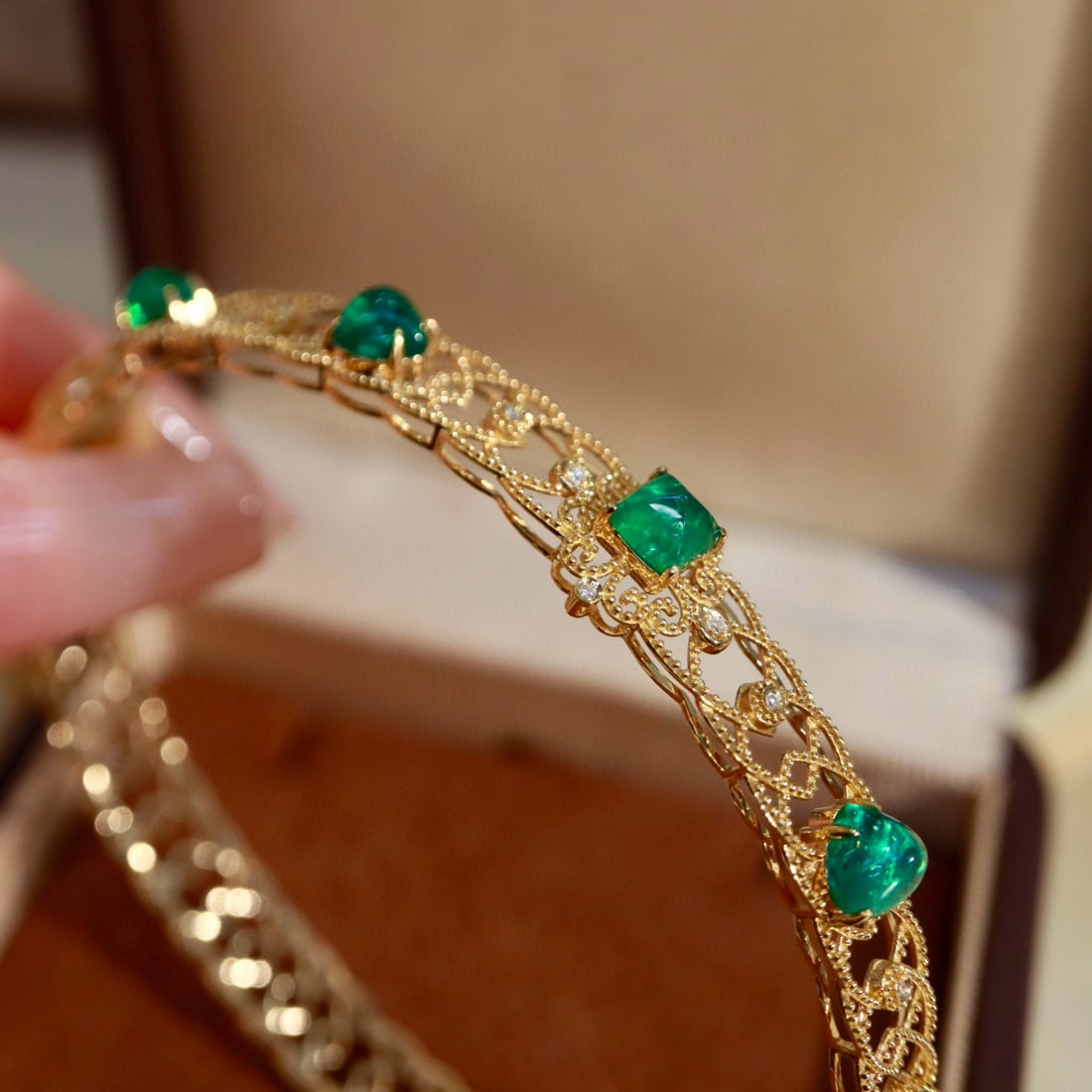 14k Gold 4.83 Ctw Natural Emerald & Diamond Bangle - 2