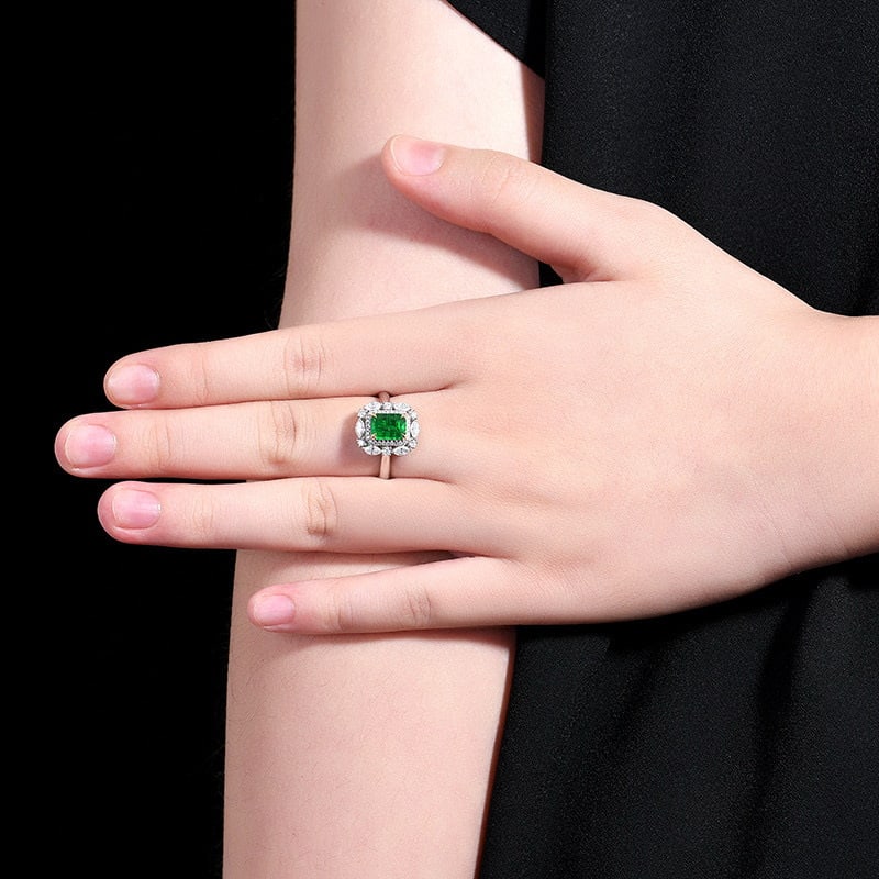 14k Gold 1.90 Ctw Vivid Green Natural Emerald & Diamond Ring - 5