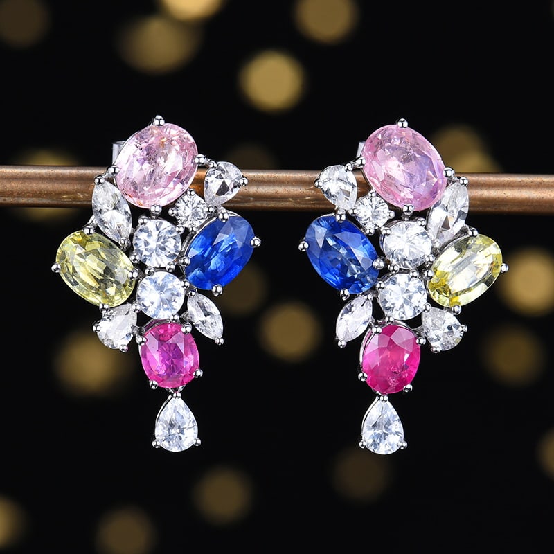 14k Gold 7.58 Ctw Natural Sapphire & Sapphire Earrings: Ref:230986032 // gold content:14k gold // main gemstone:sapphire // shape:oval // carat weight:5. 35ct // color:color // treatment:natural // // adjacent gemstone 2 : sapphire // number of stones:16