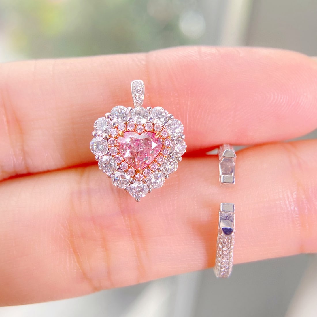 Gia Certified 14k Gold 1.53 Ctw Natural Pink Diamond & Diamond Ring/pendant( Without Chain ): Ref:230986045 // gold content:14k gold // ring size:7. 25us // // main gemstone:pink diamond // certified:gia // shape:heart // carat weight:0. 50ct // clarity grade:si1 // color:pink //