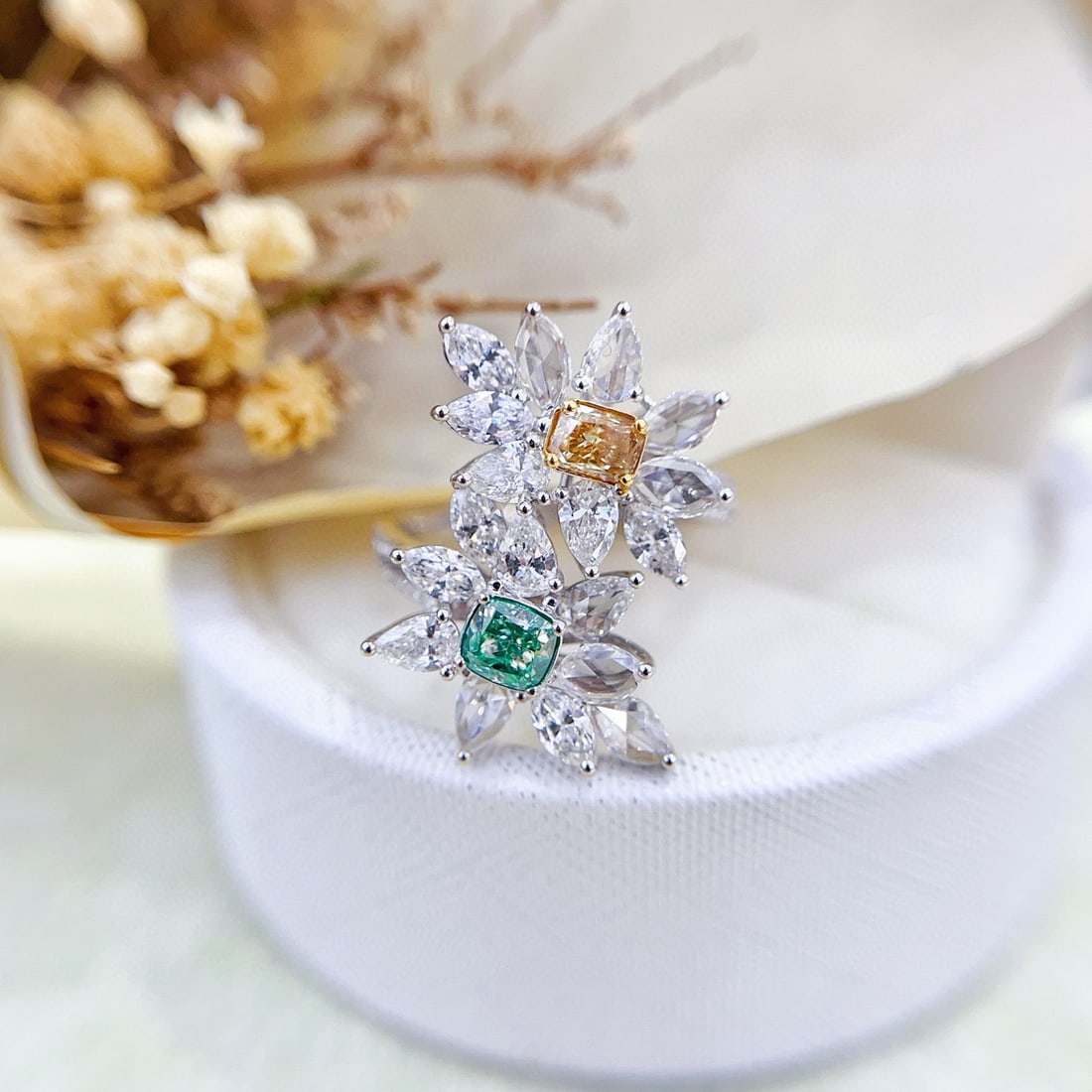 14k Gold 2.89 Ctw Natural Color Diamond & Diamond Ring: Ref:230986060 // gold content:14k gold // ring size:7. 25us // // main gemstone:color diamond // shape:cushion // carat weight:0. 86ct // color:color // treatment:natural // // adjacent gemstone 2 :