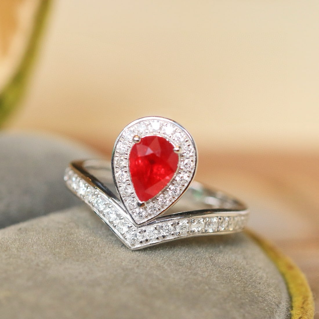 14k Gold 1.49 Ctw Natural Ruby & Diamond Ring - 2