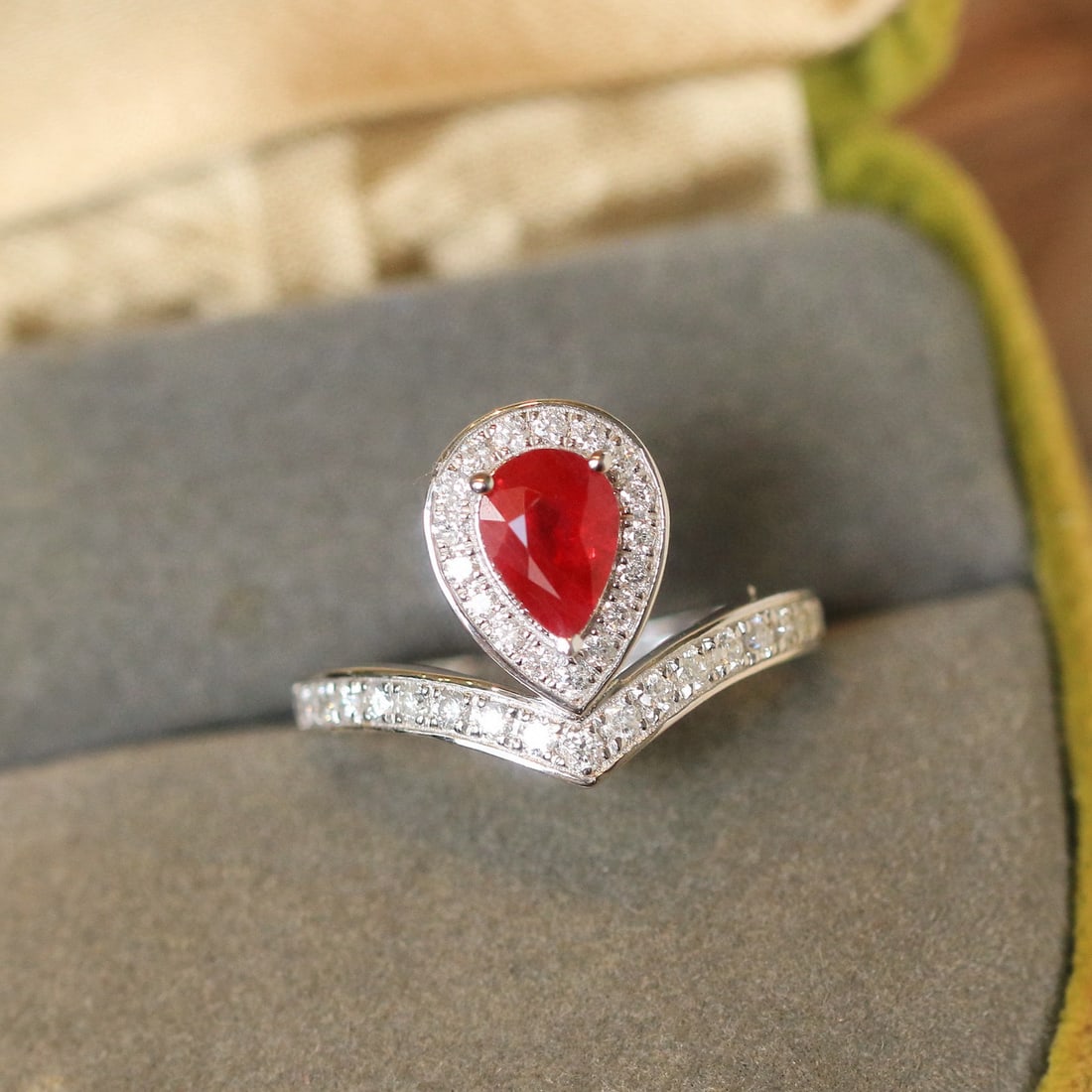 14k Gold 1.49 Ctw Natural Ruby & Diamond Ring - 4