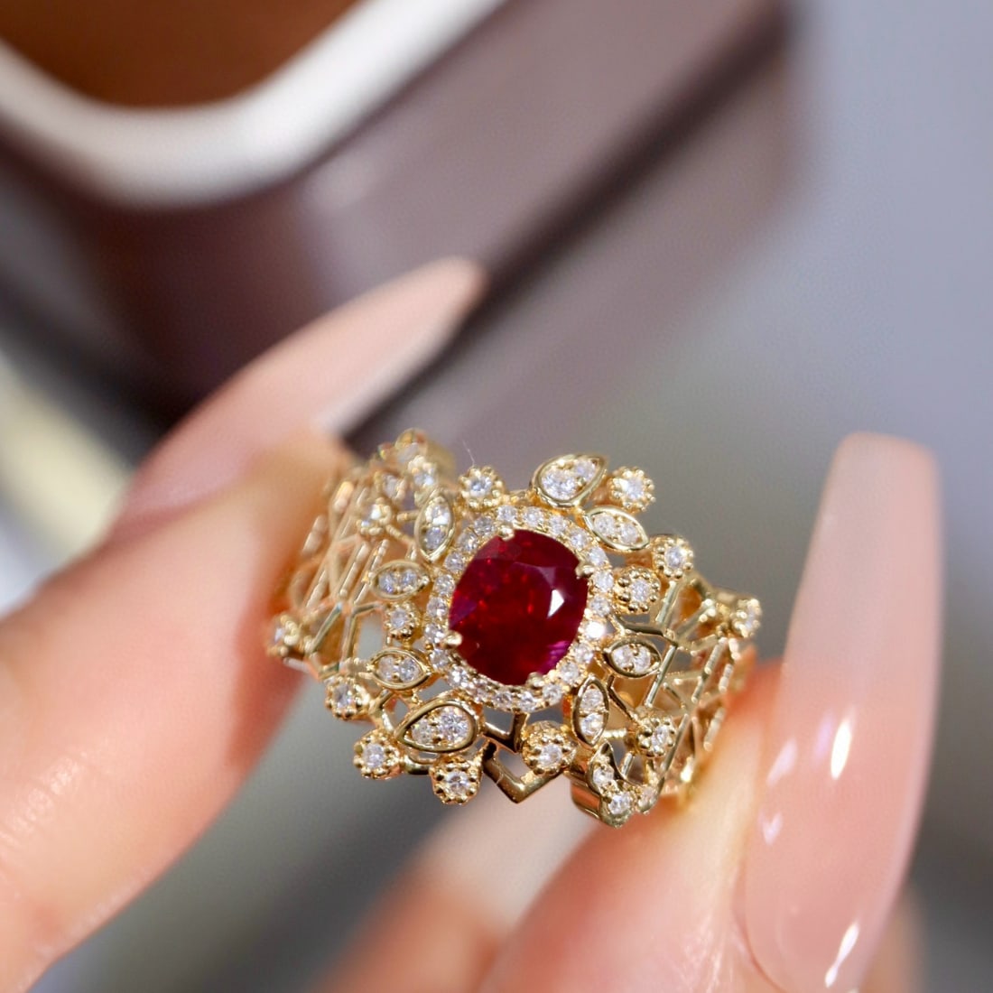 14k Gold 0.99 Ctw Natural Ruby & Diamond Ring: Ref:230986063 // gold content:14k gold // ring size:7. 25us // // main gemstone:ruby // shape:oval // carat weight:0. 8ct // color:red // treatment:natural // // adjacent gemstone 2 : diamond // shape