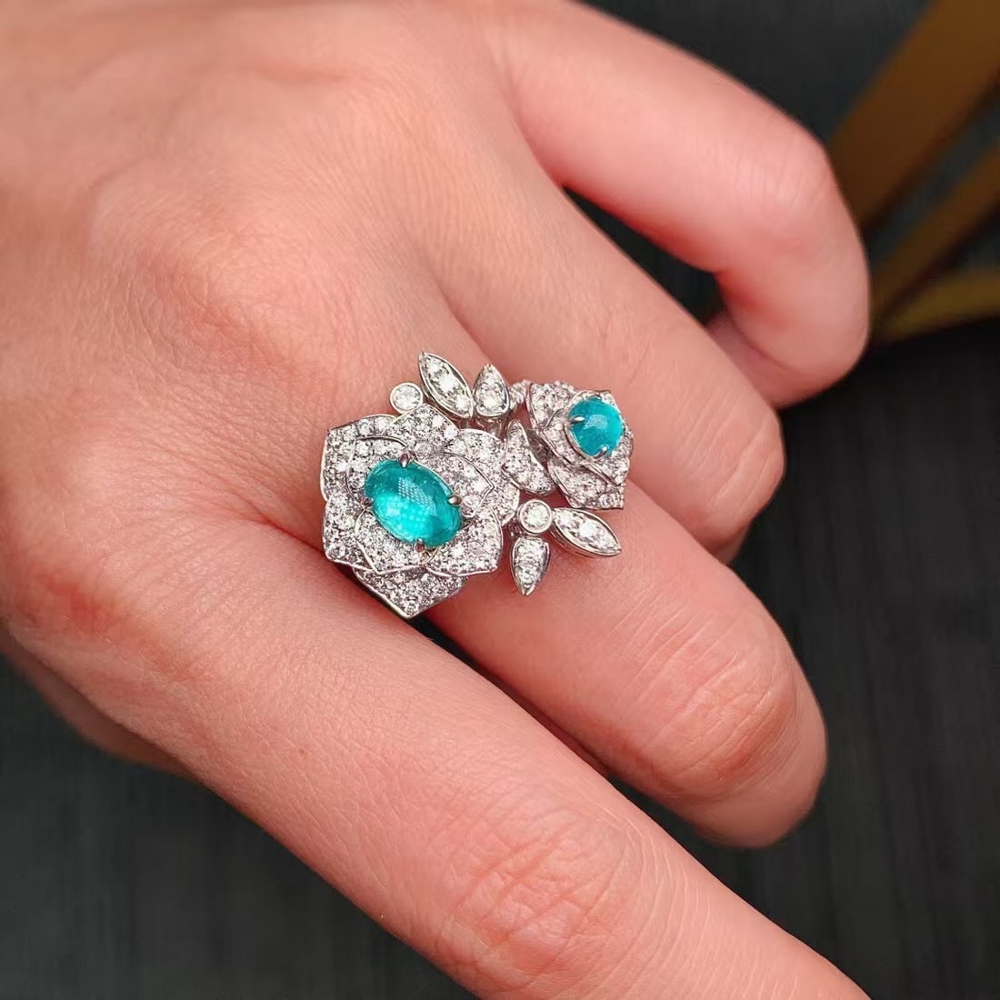 14k Gold 2.74 Ctw Natural Paraiba Tourmaline & Diamond Ring - 4