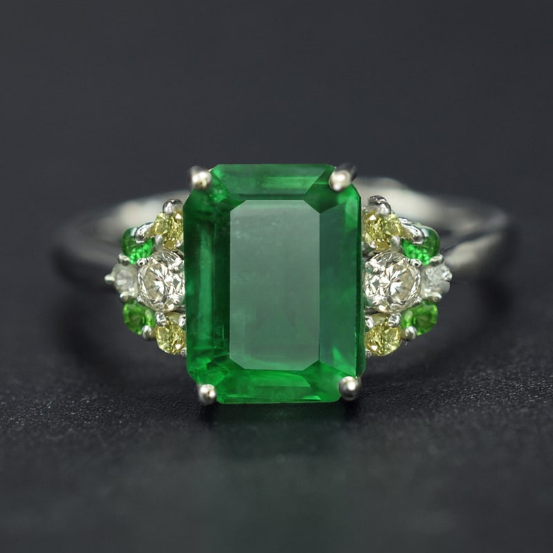 14k Gold 2.64 Ctw Vivid Green Natural Emerald & Diamond Ring: Ref:230986100 // gold content:14k gold // ring size:7. 25us // // main gemstone:emerald // shape:octagonal // carat weight:2. 52ct // color:vivid green // treatment:natural // // adjacent gemstone 2