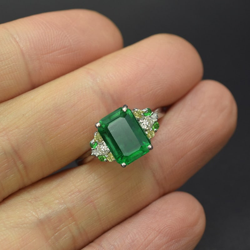 14k Gold 2.64 Ctw Vivid Green Natural Emerald & Diamond Ring - 3
