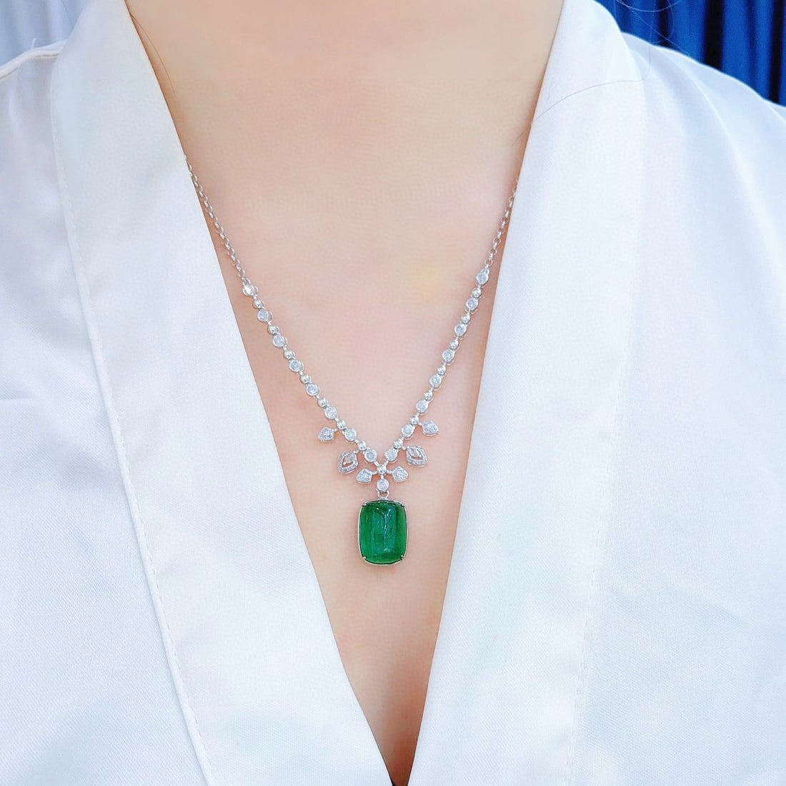 14k Gold 10.36 Ctw Natural Emerald & Diamond Necklace - 7
