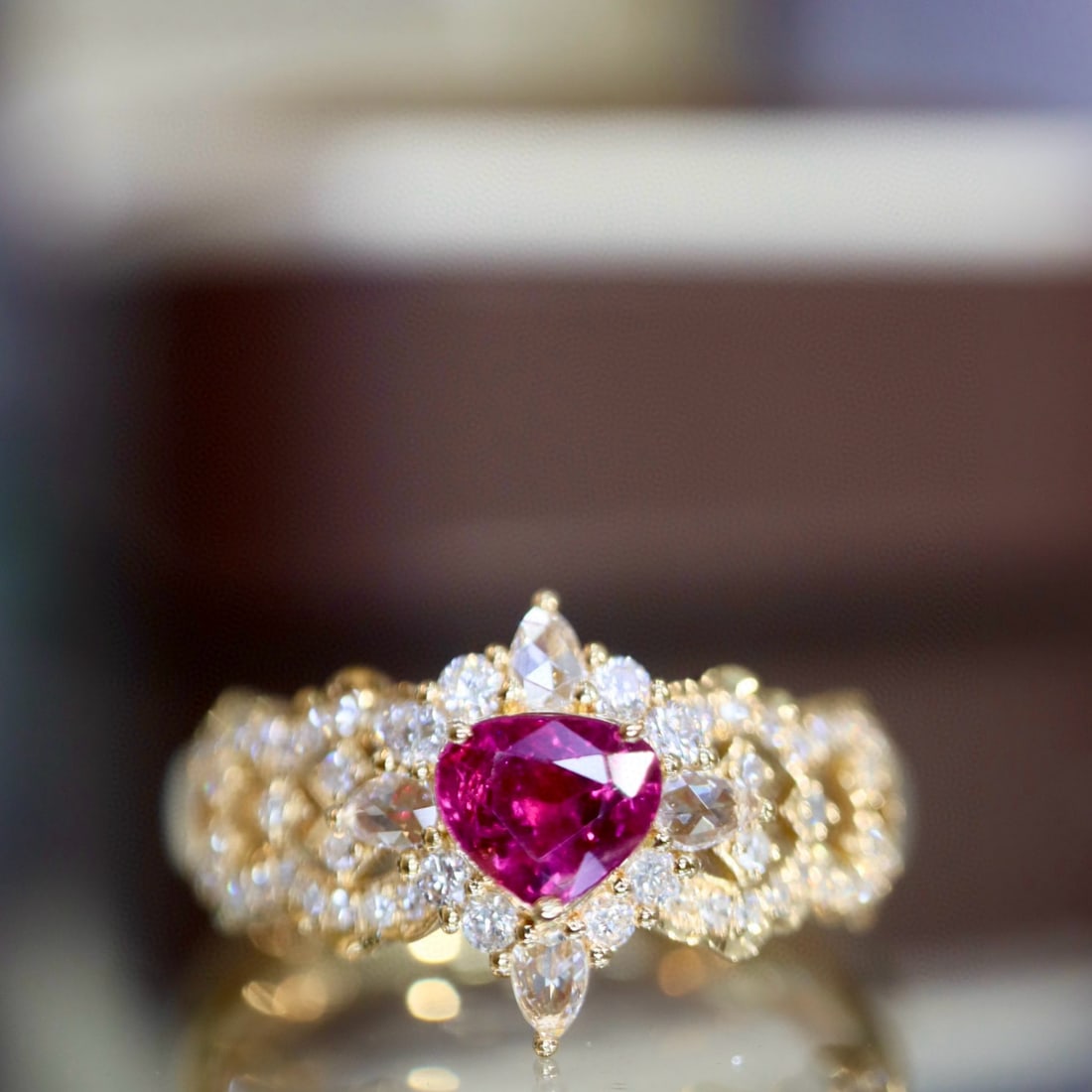 14k Gold 0.87 Ctw Natural Ruby & Diamond Ring: Ref:230986102 // gold content:14k gold // ring size:7. 25us // // main gemstone:ruby // shape:pear // carat weight:0. 6ct // color:red // treatment:natural // // adjacent gemstone 2 : diamond //
