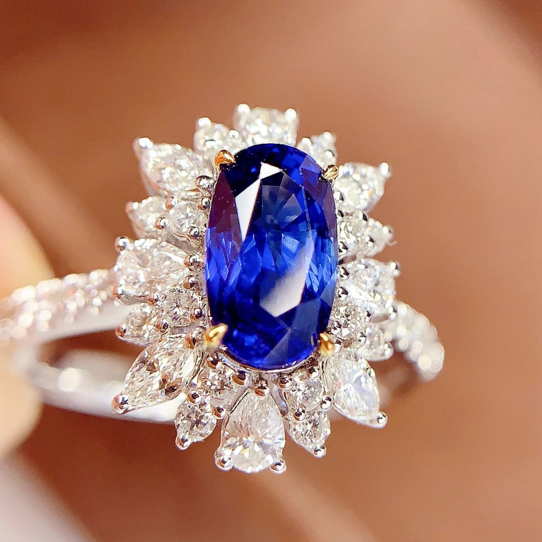 14k Gold 1.5 Ct Natural Sapphire & Diamond Ring - 5