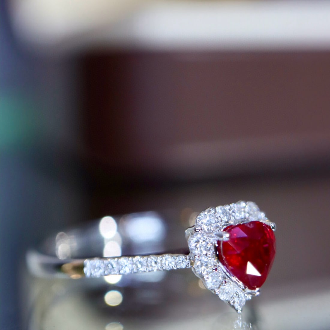 14k Gold 0.57 Ctw Natural Ruby & Diamond Ring - 2