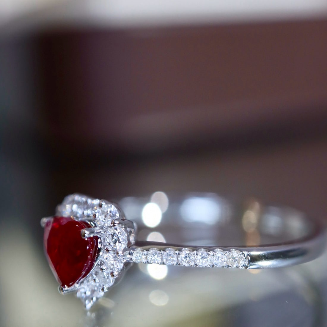 14k Gold 0.57 Ctw Natural Ruby & Diamond Ring - 3
