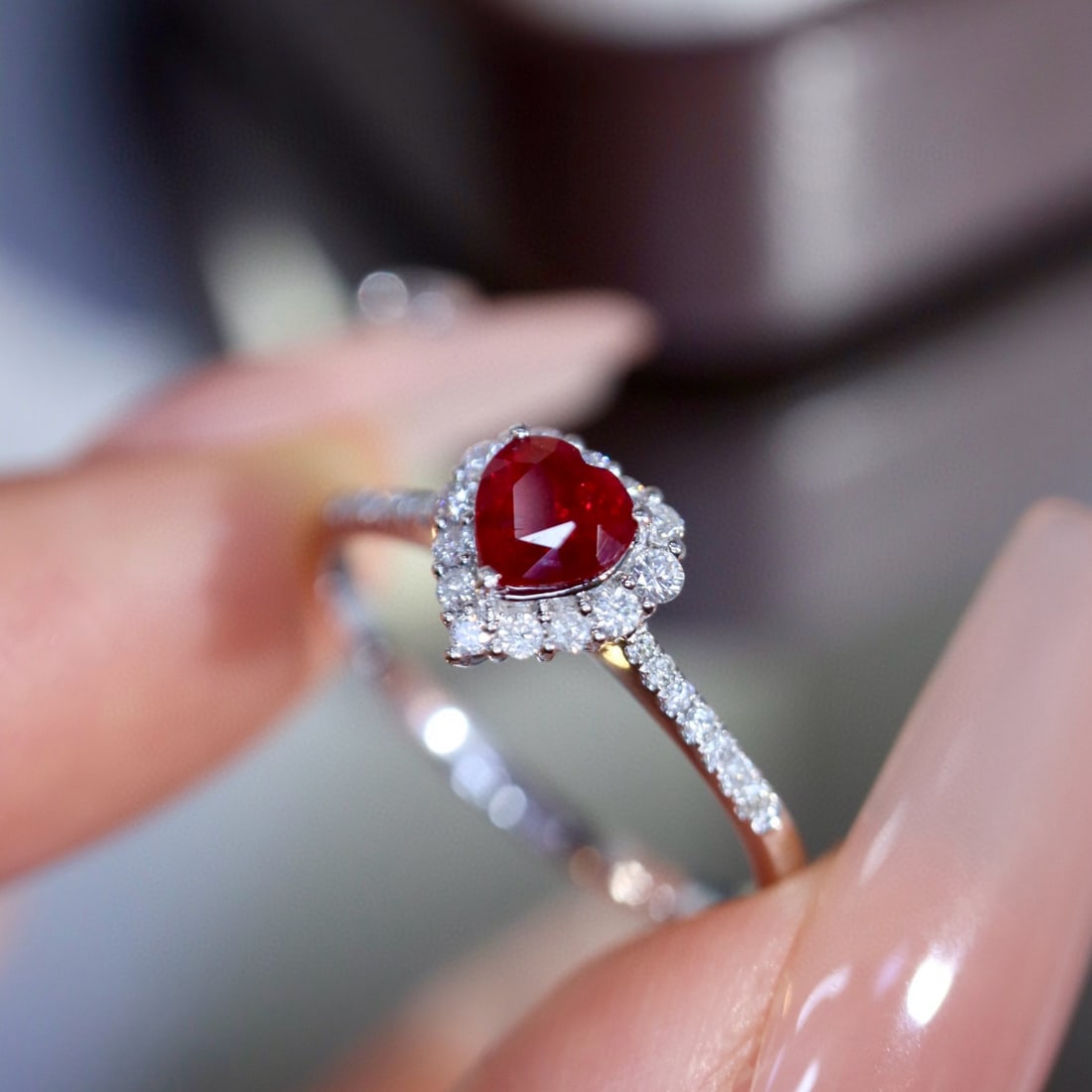 14k Gold 0.57 Ctw Natural Ruby & Diamond Ring - 6