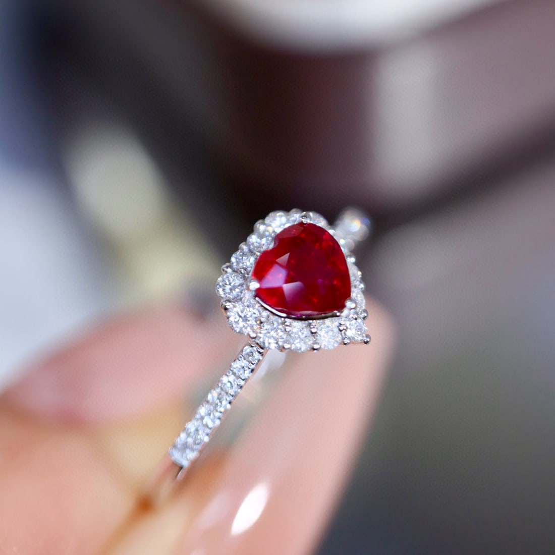 14k Gold 0.57 Ctw Natural Ruby & Diamond Ring - 8