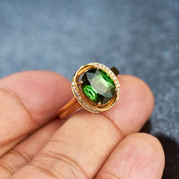 14k Gold 3.2 Ct Natural Tourmaline & Diamond Ring - 6