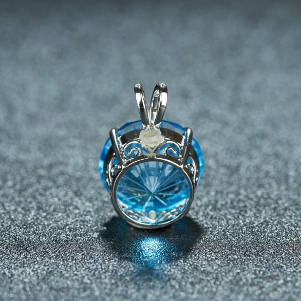 14k Gold 14.95 Ct Natural Topaz & Diamond Pendant( Without Chain ) - 4
