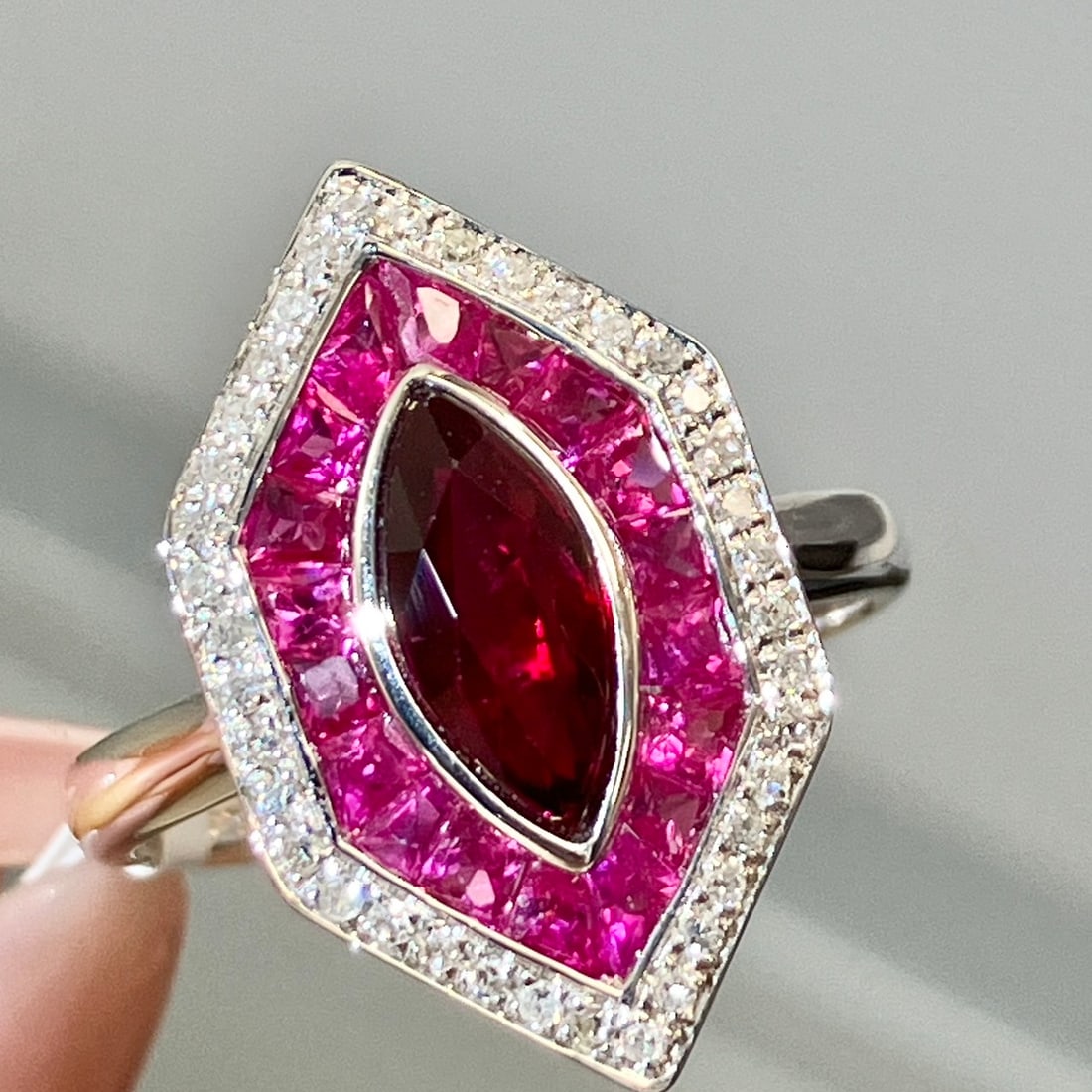 14k Gold 1.20 Ctw Natural Ruby & Diamond Ring - 2