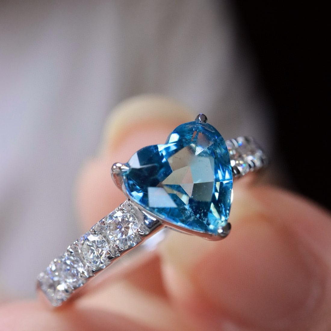 14k Gold 1.4 Ctw Natural Aquamarine & Diamond Ring - 2
