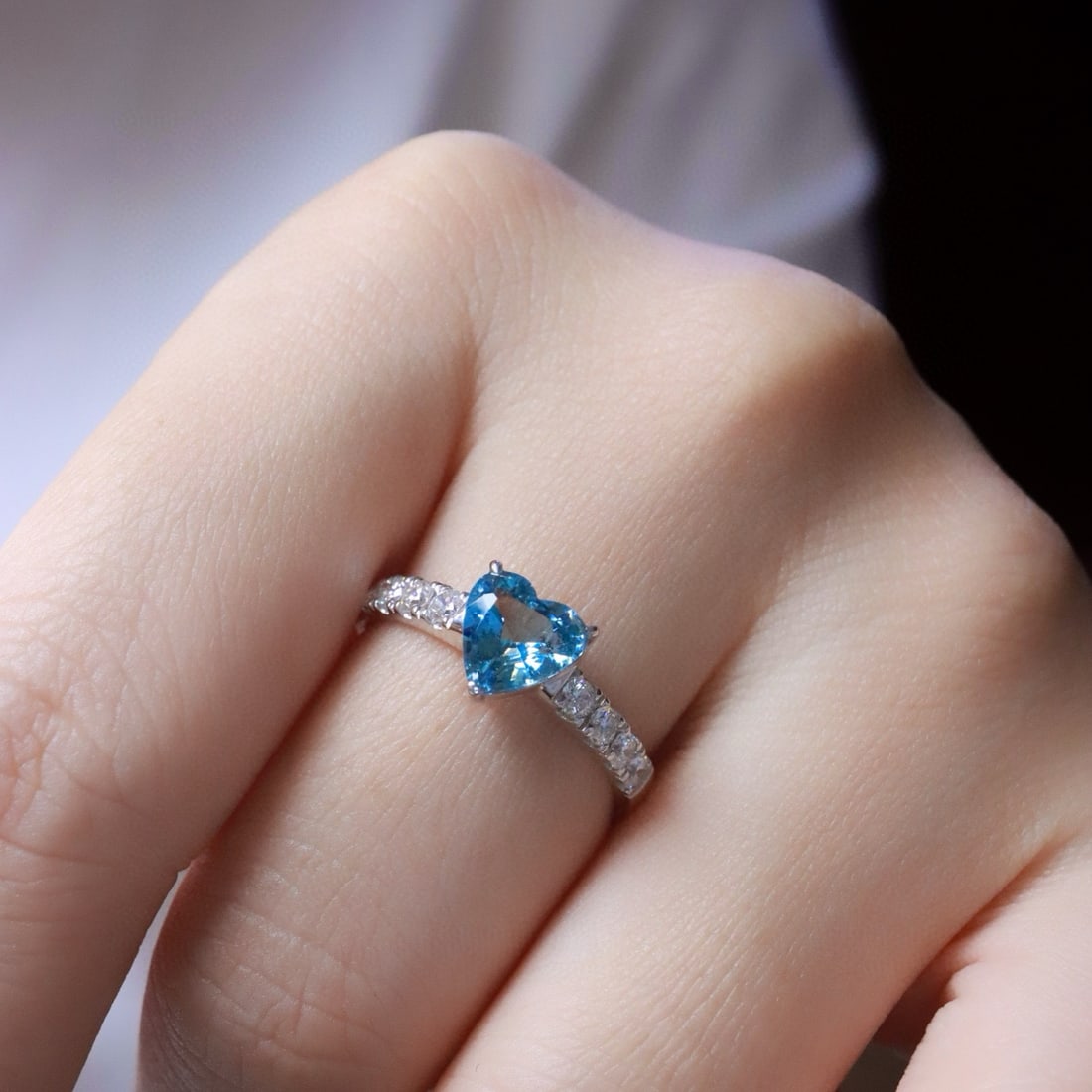 14k Gold 1.4 Ctw Natural Aquamarine & Diamond Ring - 6