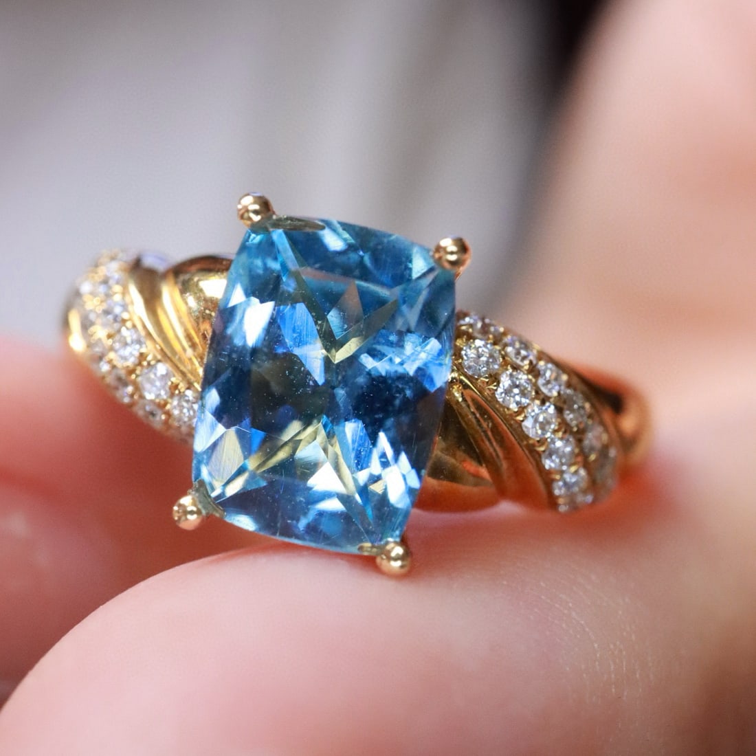 14k Gold 1.73 Ctw Natural Aquamarine & Diamond Ring - 4