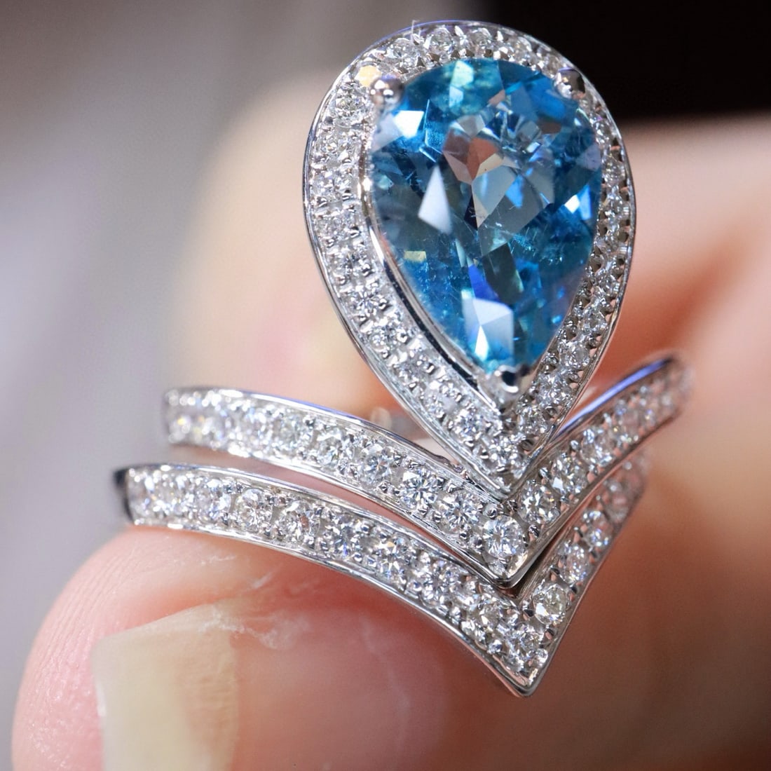 14k Gold 1.93 Ctw Natural Aquamarine & Diamond Ring - 2