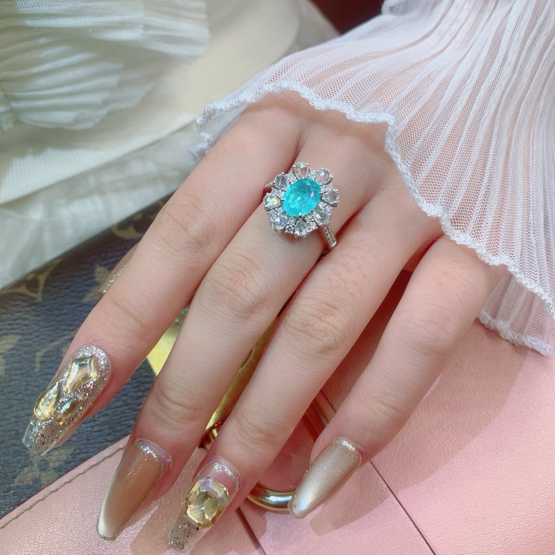 14k Gold 2.40 Ctw Natural Paraiba Tourmaline & Diamond Ring - 7