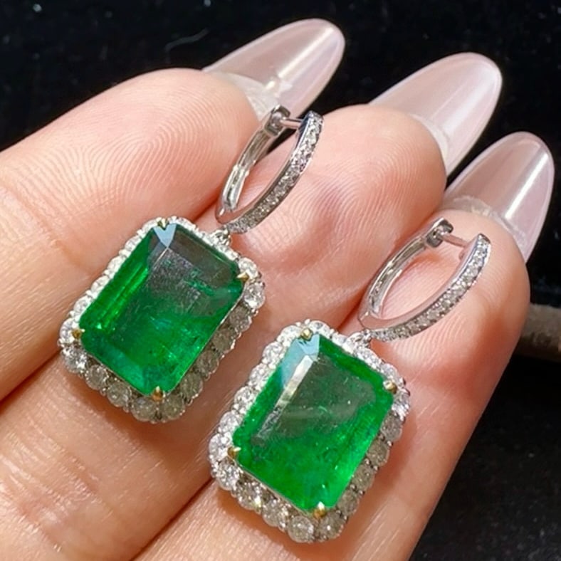 14k Gold 5.91 Ct Vivid Green Natural Emerald & Diamond Earrings - 3