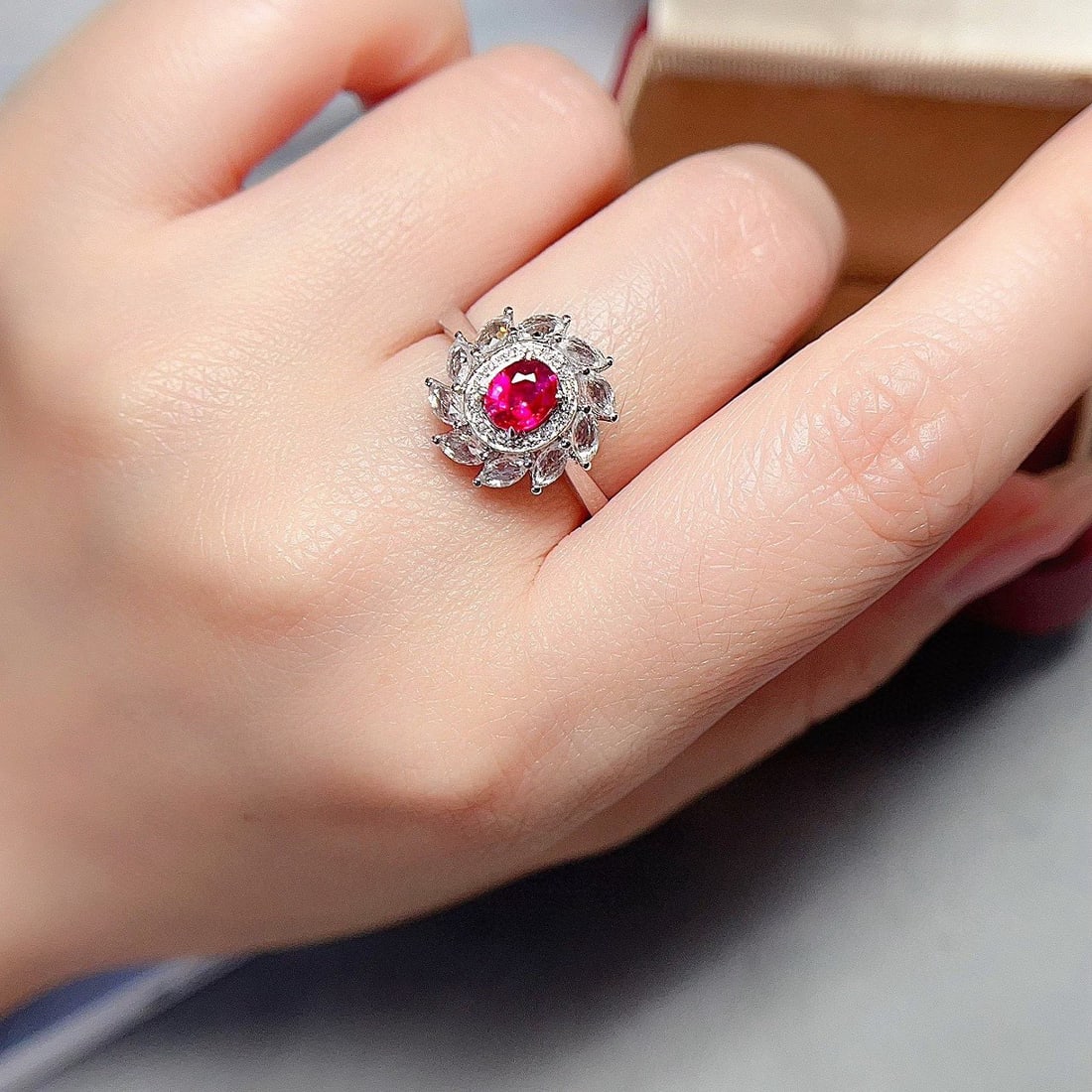 14k Gold 0.6 Ct Natural Ruby & Diamond & Sapphire Ring - 5