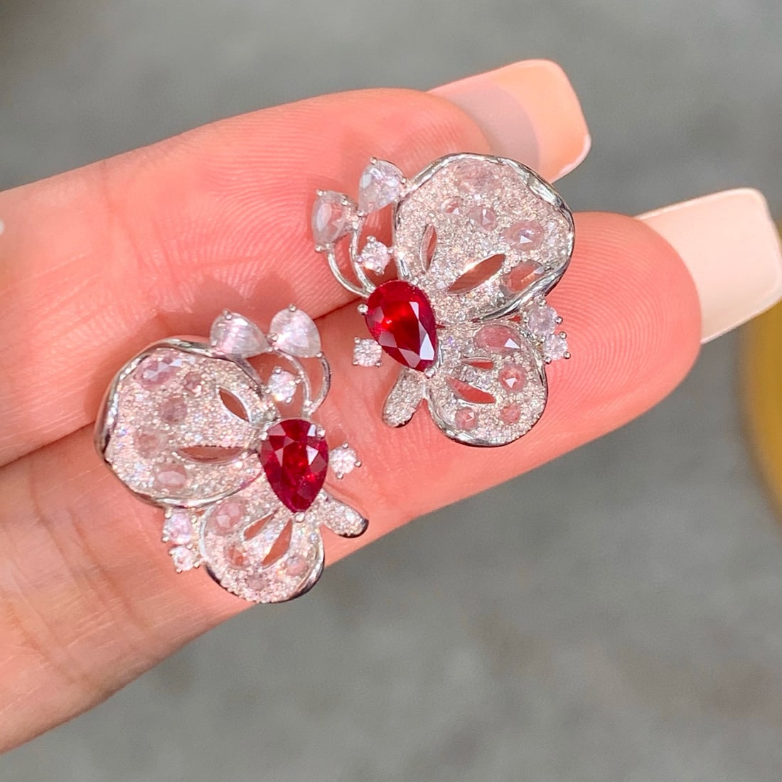 14k Gold 1.40 Ctw Natural Ruby & Diamond Earrings - 2