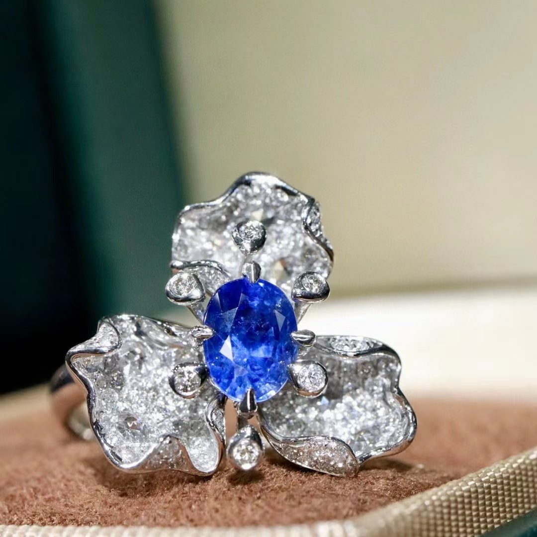 14k Gold 2.18 Ctw Natural Sapphire & Diamond Ring: Ref:230986175 // gold content:14k gold // ring size:7. 25us // // main gemstone:sapphire // shape:oval // carat weight:1. 4ct // color:blue // treatment:natural // // adjacent gemstone 2 : diamond // 