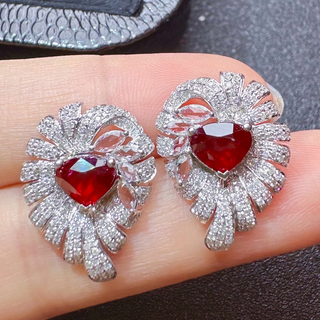 14k Gold 2.94 Ctw Natural Ruby & Diamond Earrings - 3