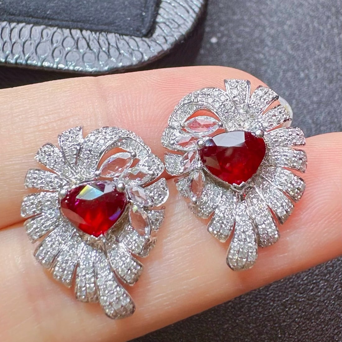 14k Gold 2.94 Ctw Natural Ruby & Diamond Earrings - 4