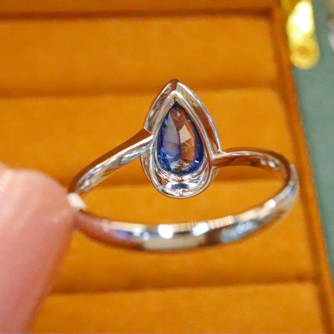 14k Gold 1.52 Ctw Natural Sapphire & Diamond Ring - 4