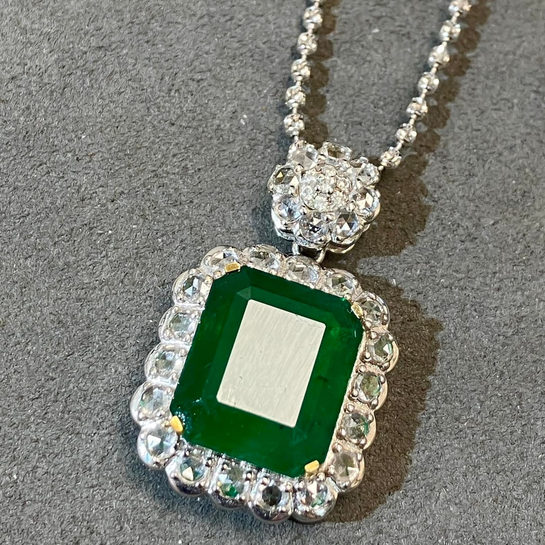 14k Gold 8.16 Ctw Vivid Green Natural Emerald & Diamond Pendant( Without Chain ) - 2