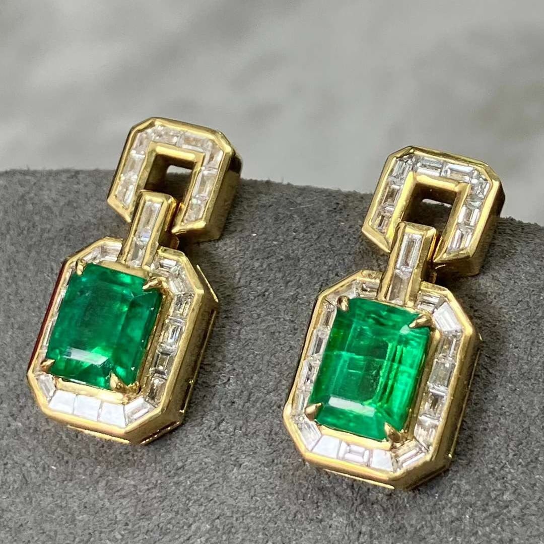 14k Gold 3.43 Ctw Vivid Green Natural Emerald & Diamond Earrings - 3