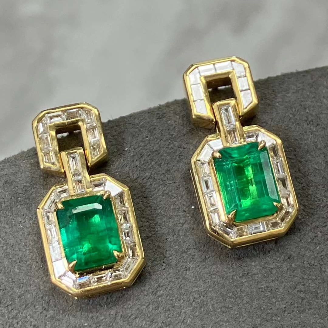 14k Gold 3.43 Ctw Vivid Green Natural Emerald & Diamond Earrings - 4