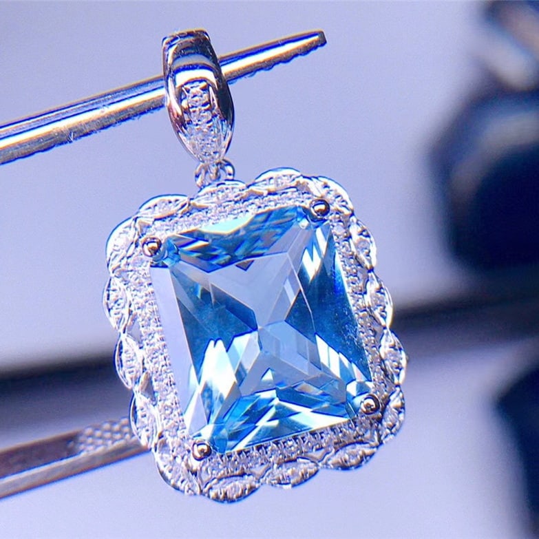 14k Gold 3.2 Ct Natural Aquamarine & Diamond Pendant( Without Chain ) - 4