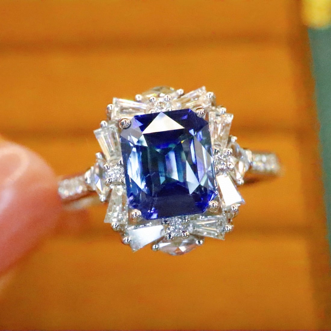 14k Gold 2.49 Ctw Natural Sapphire & Diamond Ring: Ref:230986219 // gold content:14k gold // ring size:7. 25us // // main gemstone:sapphire // shape:octagonal // carat weight:2. 00ct // color:cornflower blue // treatment:natural // // adjacent