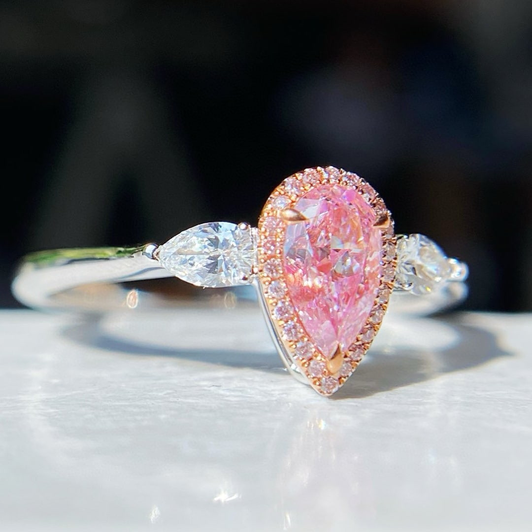 Gia Certified 14k Gold 0.60 Ctw Natural Pink Diamond & Diamond Ring: Ref:230986222 // gold content:14k gold // ring size:7. 25us // // main gemstone:pink diamond // certified:gia // shape:pear // carat weight:0. 41ct // clarity grade:si1 // color:pink //