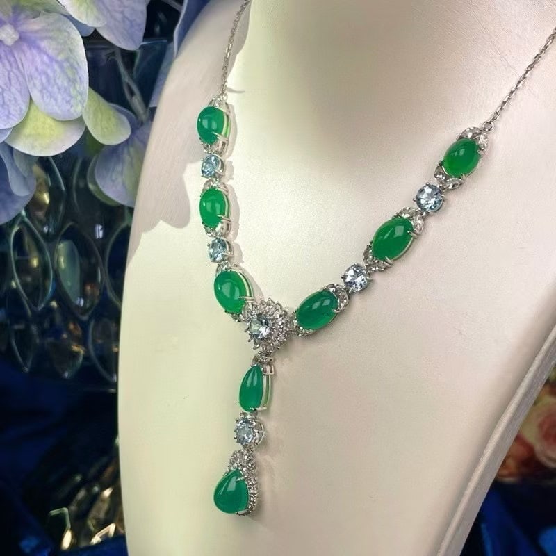 14k Gold 24.45 Ctw Natural Emerald & Topaz Necklace - 2