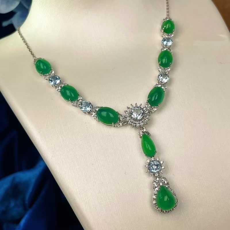 14k Gold 24.45 Ctw Natural Emerald & Topaz Necklace - 3