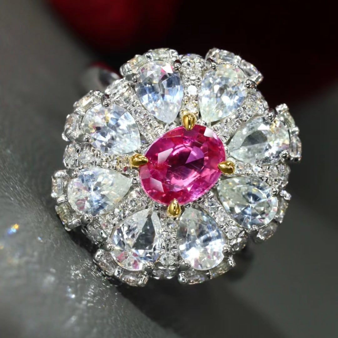 14k Gold 0.80 Ctw Natural Ruby & Diamond Ring - 4