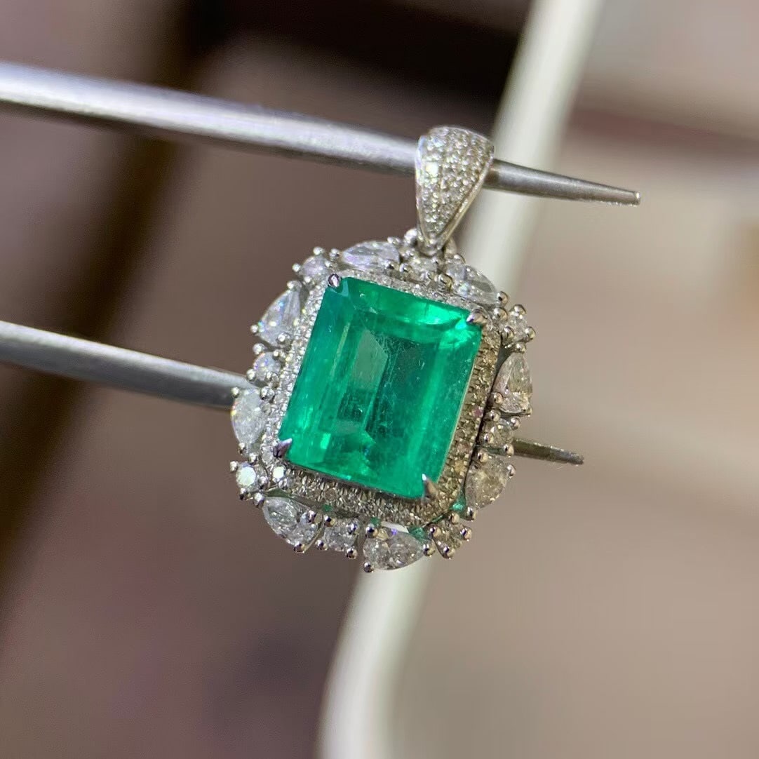 14k Gold 2.26 Ct Natural Emerald & Diamond Pendant( Without Chain ) - 3