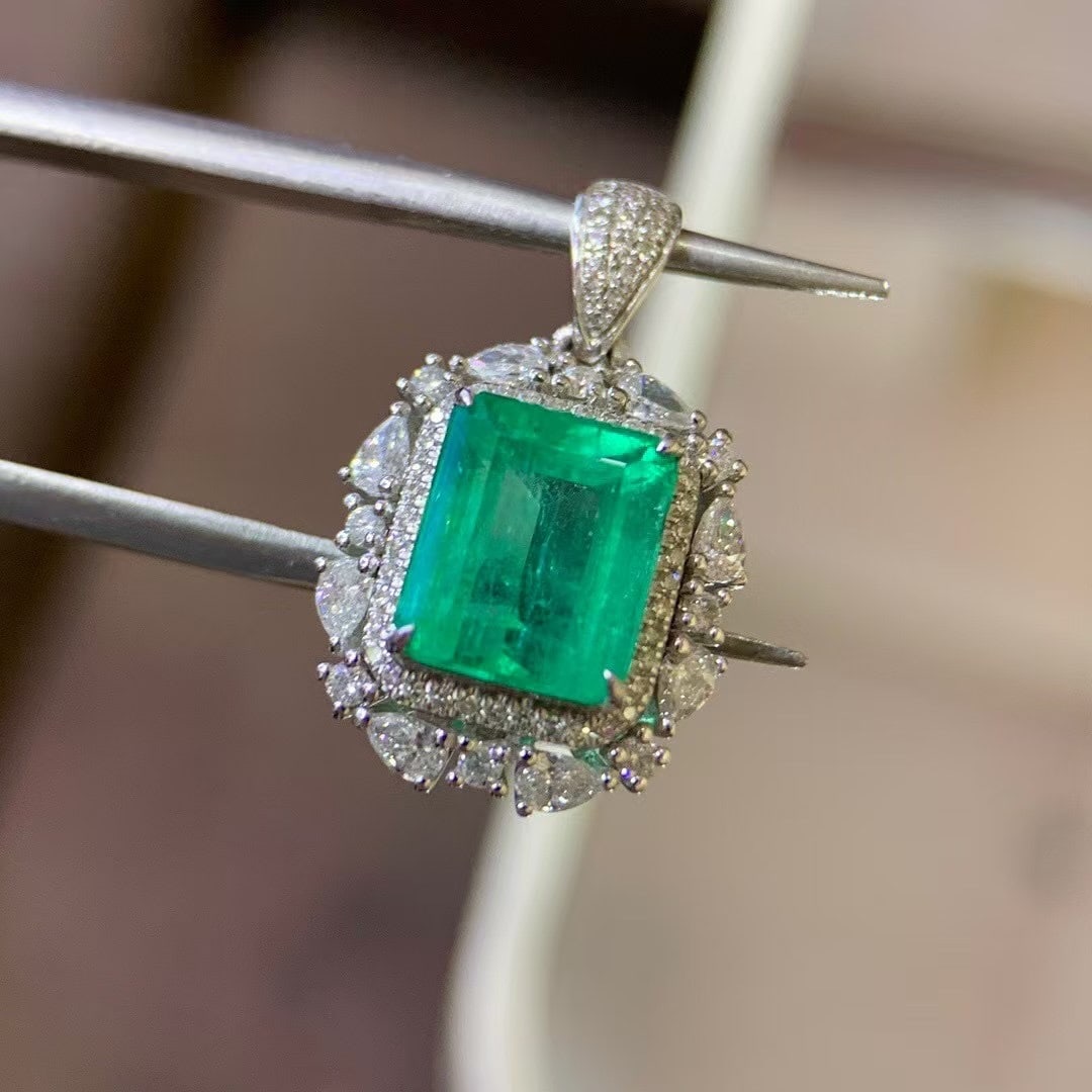 14k Gold 2.26 Ct Natural Emerald & Diamond Pendant( Without Chain ) - 5