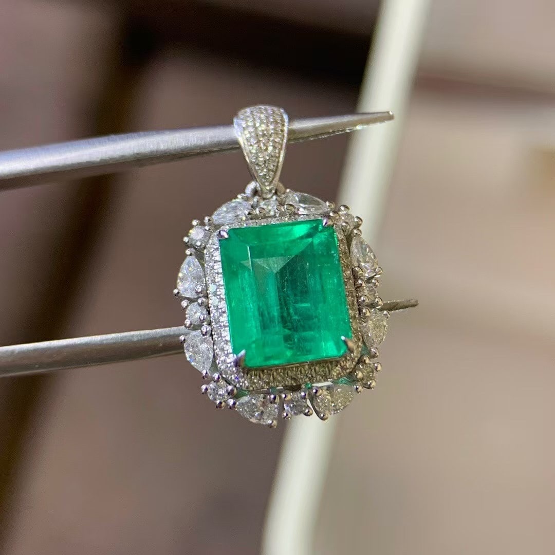 14k Gold 2.26 Ct Natural Emerald & Diamond Pendant( Without Chain ) - 6