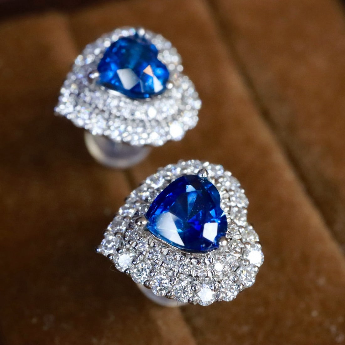 14k Gold 2.00 Ctw Natural Sapphire & Diamond Earrings - 4
