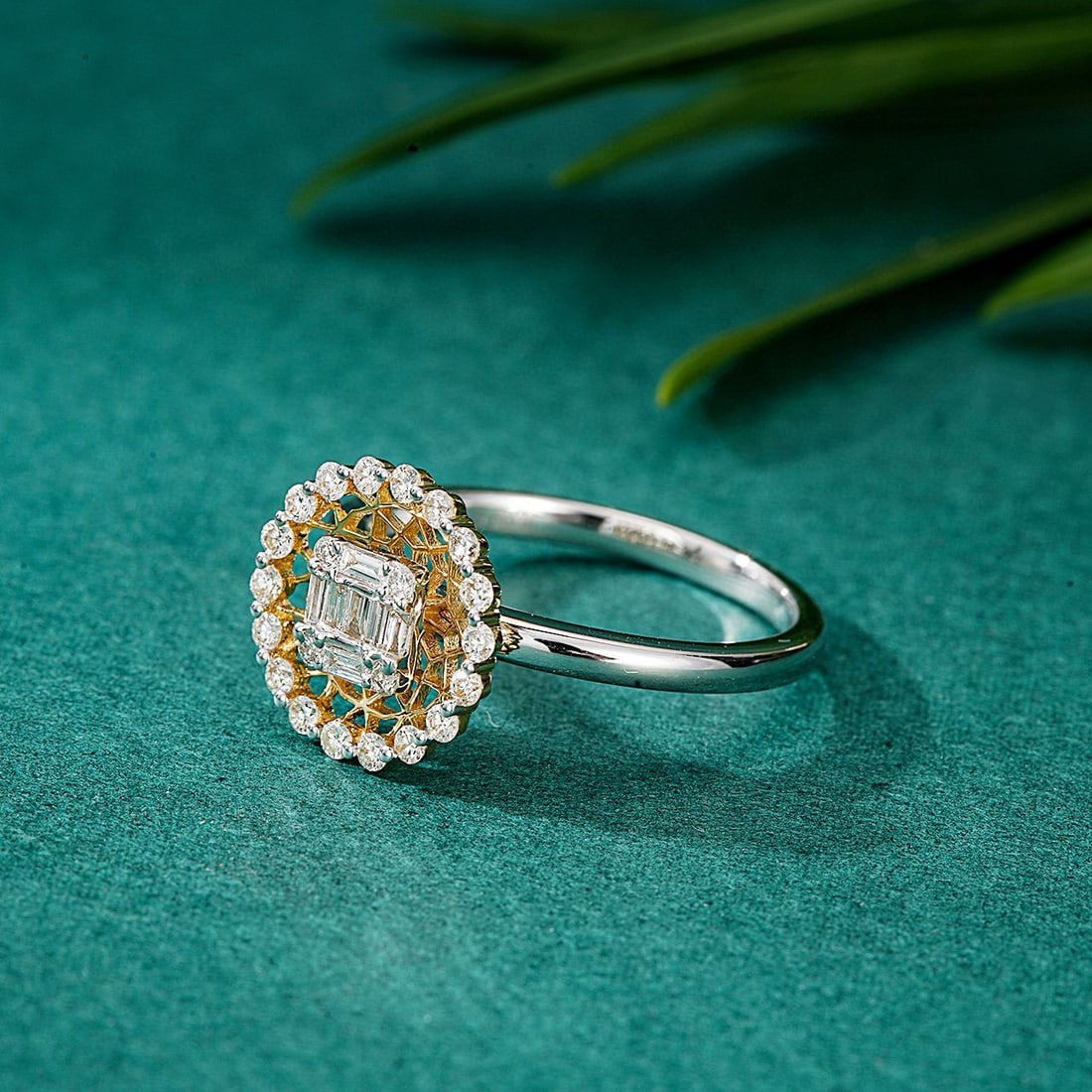 14k Gold 0.34 Ctw Natural H Diamond Ring - 2