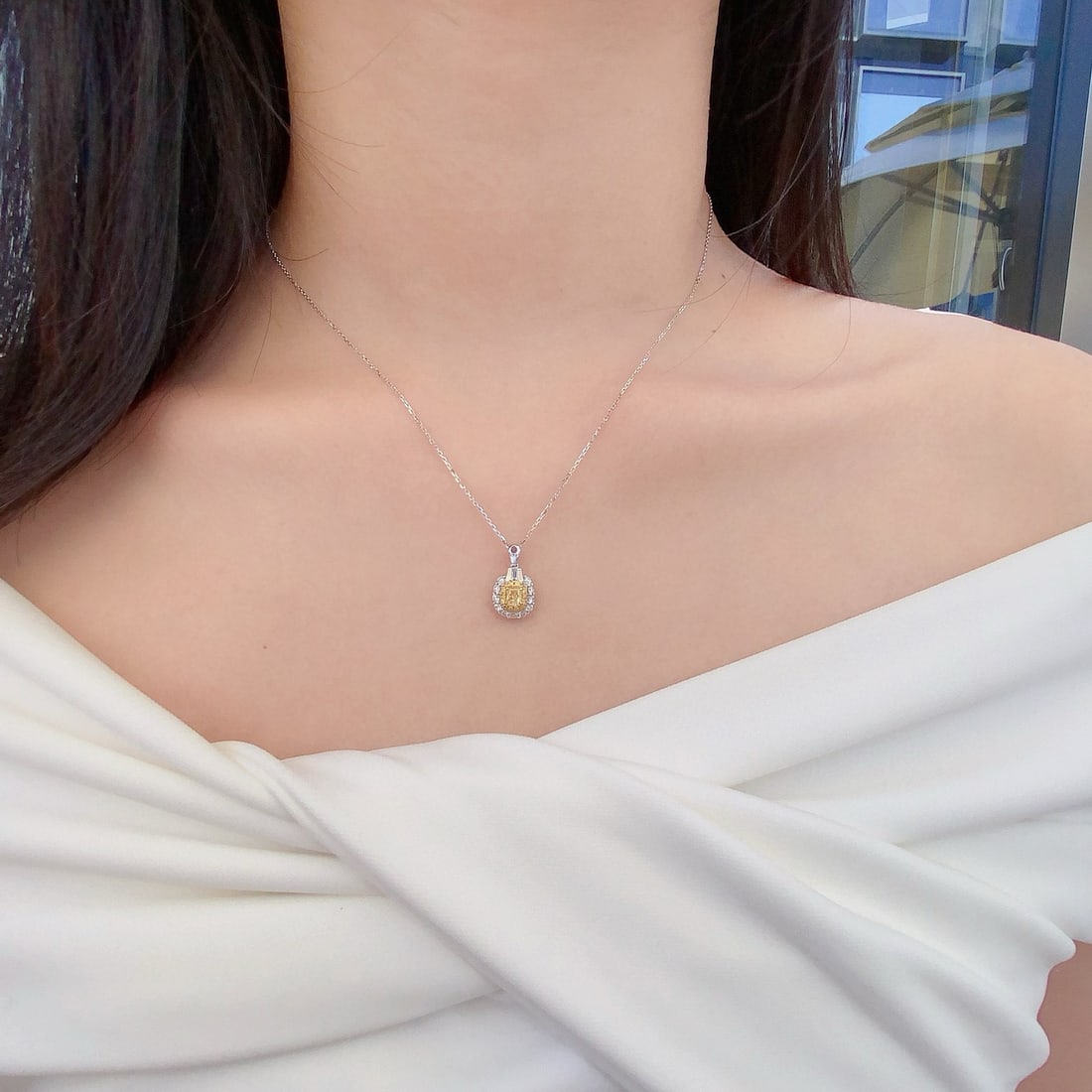 14k Gold 0.92 Ctw Natural Yellow Diamond & Diamond Pendant( Without Chain ) - 4